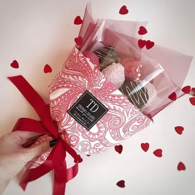 Любите и будьте любимы! Пусть слова любви будут не только в праздник!  Идеальный подарок от Русского Золота поможет выразить Ваши чувства.… |  Instagram