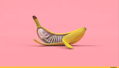Криповый смешной пучеглазый банан …» — создано в Шедевруме