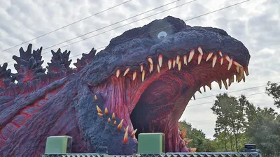 Apple TV's Monarch show wants Godzilla's POV to be 'unknowable' - Polygon