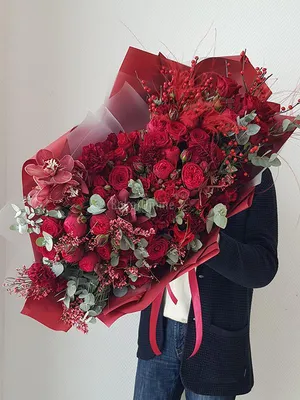 Купить Большой букет цветов в Москве, заказать Большой букет цветов -  недорогая доставка цветов из интернет магазина!