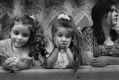 Самые красивые три девочки» — создано в Шедевруме