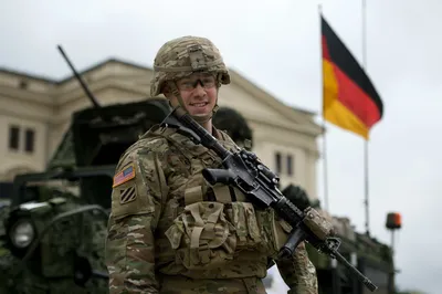Германию покинет часть американских солдат | Warspot.ru