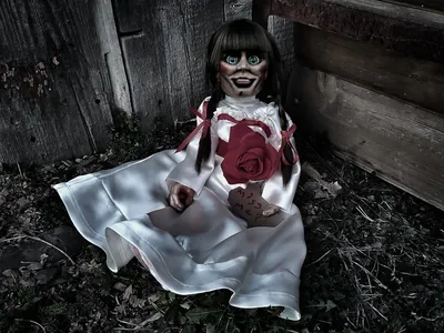 Doll Anabel Smiles Close Portrait Scary Girl Halloween Horror Stock Photo  by ©vihapalash 508731666