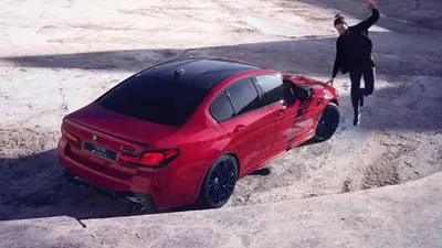 2024 BMW M5 hybrid caught on camera | evo