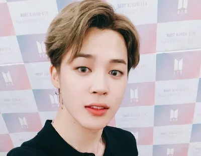 BTS's Jimin demonstrates why he is often referred to as the 'Fancam  Emperor' | allkpop