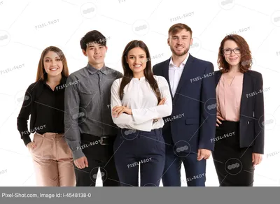Группа деловых людей Группа уверенных улыбающихся деловых людей стоящих  вместе в ряд Фон И картинка для бесплатной загрузки - Pngtree