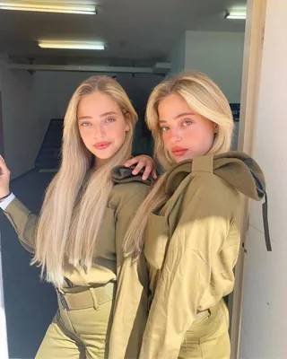 Девушки в военной форме | ВКонтакте