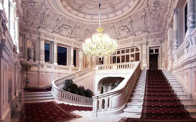 Красиво жить не запретишь: 5 великолепных дворцов, которые стали отелями |  AD Magazine