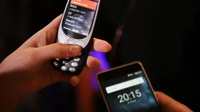В России резко вырос импорт кнопочных телефонов - РИА Новости, 23.05.2022