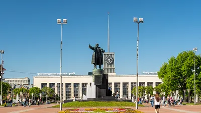 Площадь Ленина, Астрахань
