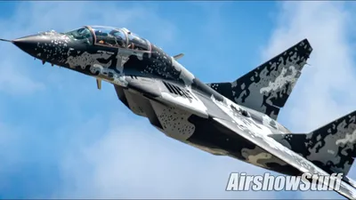 Civilian MiG-29 Mini-Demo and Steep Climb Out! - EAA AirVenture Oshkosh  2022 - YouTube