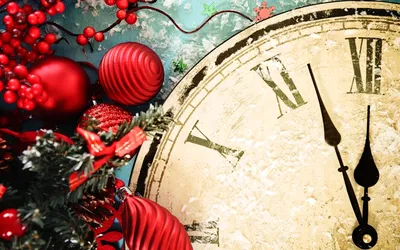 Онлайн пазл «Новогодние часы»