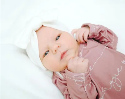 Открытка с новорожденной девочкой поздравления маме - 68 фото