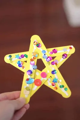 DIY Star Crafts Ideas - Red Ted Art - Kids Crafts