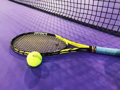 Как выбрать инвентарь для игры в большой теннис? - Tennis First