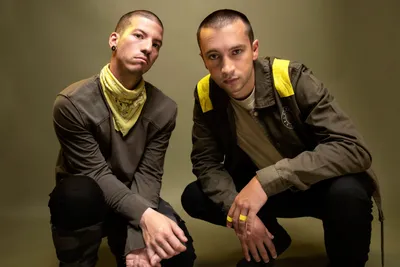 Why Twenty One Pilots Went Pants-less to Accept Their First Grammy Award |  SELF