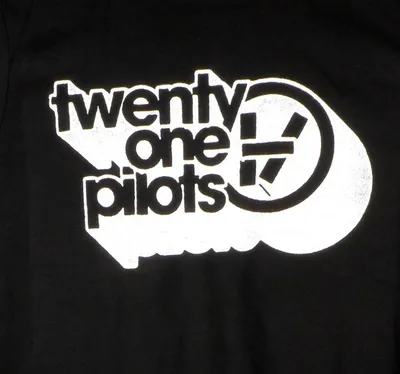 Twenty One Pilots Setlists, News, Videos, Members, Links