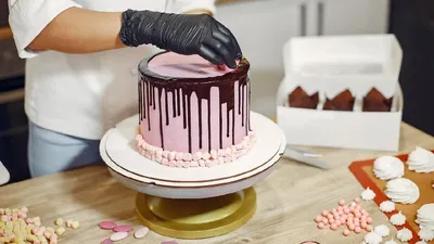 Как украсить торт: необычные способы - Пекарни Пирогова