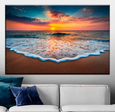 Утро На Пляже. Волшебный Восход Солнца Над Морем Фотография, картинки,  изображения и сток-фотография без роялти. Image 53682235