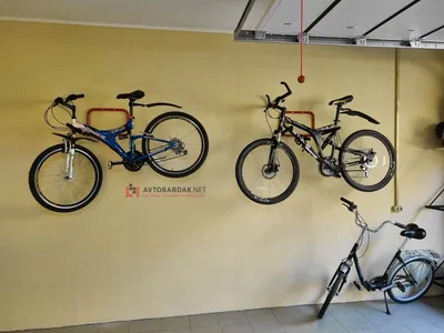 Крепление для велосипеда на стену — купить кронштейн, подставки и крюки для хранения  велосипедов в Москве