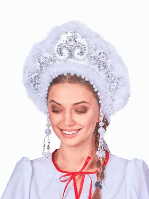 Купить кокошник \"снегурочка\" по цене 2 500 ₽ в Москве