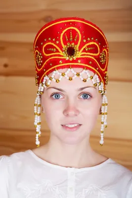 Кокошник русский народный традиционный \"Виктория\", красный с золотым -  купить по доступным ценам в интернет-магазине OZON (520899781)