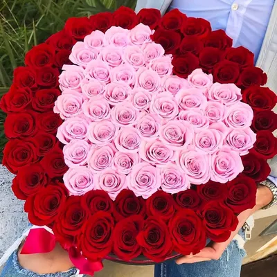 Купить Красивый букет пионовидных роз Македония model №374 в Новосибирске