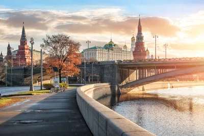 Где гулять осенью в Москве: 10 популярных мест