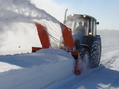 Снегоуборочная машина Су 2.5 \"Истребитель Снега\" для МТЗ 1221, цена 869500  руб. Переволоцкий МЗ