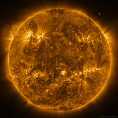 Солнце в космосе картинки обои