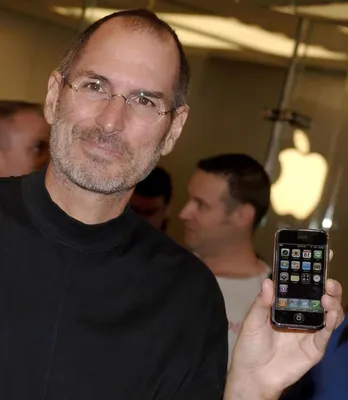 Как Стив Джобс обманул нас с iPhone 10 лет назад