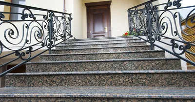 Ступень для лестницы из лиственницы, толщина (высота) 40 мм, ширина 400 мм,  длина 1500 мм (150 см, 1.5 метр).