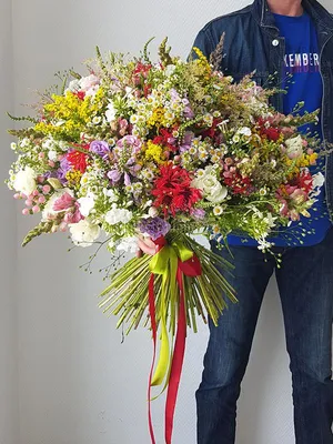 Цветочный луг - букет полевых цветов «BuketOnline»