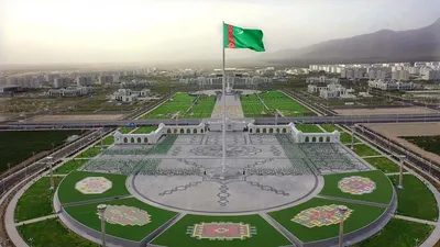 Умный» город в Туркменистане: белый камень и делегация из Татарстана