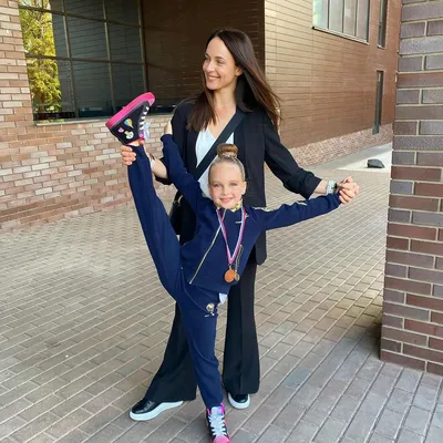 🌟Анна Снаткина и дочка-гимнастка: ''У Вероники уже 11 медалей''
