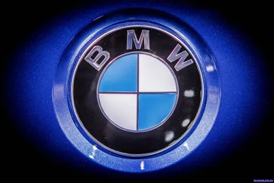 BMW значок: выбирай формат jpg или png для скачивания.