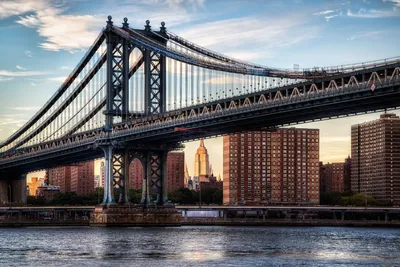 Впечатляющая архитектура Бруклинского моста - обои для рабочего стола