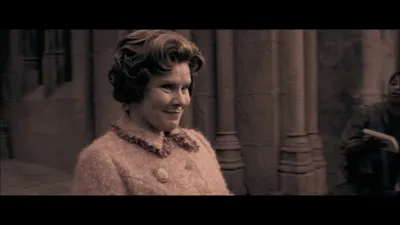 Гарри Поттер и Орден Феникса: Долорес Амбридж - YouTube