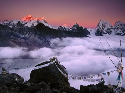 Фотографии потрясающего Эвереста: обои в стиле фона
