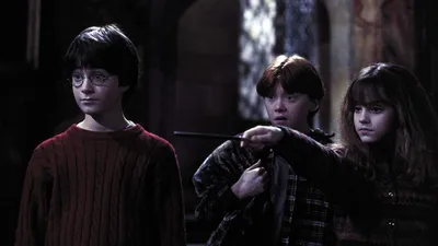 Гарри Поттер и философский камень (2001) Возвращение: обзор фэнтезийного фильма
