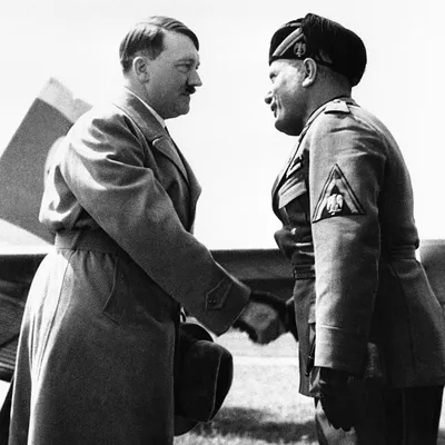 Впечатляющие обои с изображением Гитлер