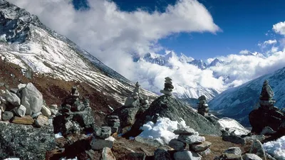 Гималаи в JPG: Загадочные Горы на Рабочем Столе