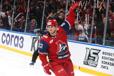 Обои ХК Локомотив Ярославль: создайте хоккейную атмосферу на своем устройстве