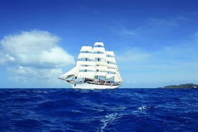 Фото с парусными кораблями на iPhone для бесплатного скачивания