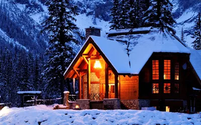 Зимний дом в обоях: Бесплатные фотографии на рабочий стол (WebP)
